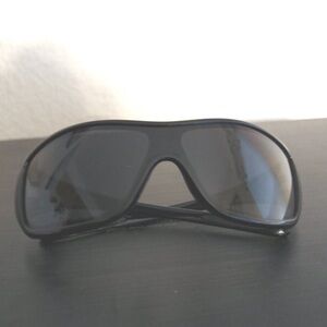 Oakley IDEAL non polar wrap sunglasses oo9151-03